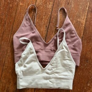 Aeropostale 2 pack v neck bralettes mauve and nude